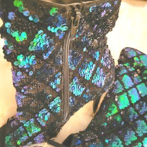 CHARLOTTE RUSSE SEQUIN BOOTIE